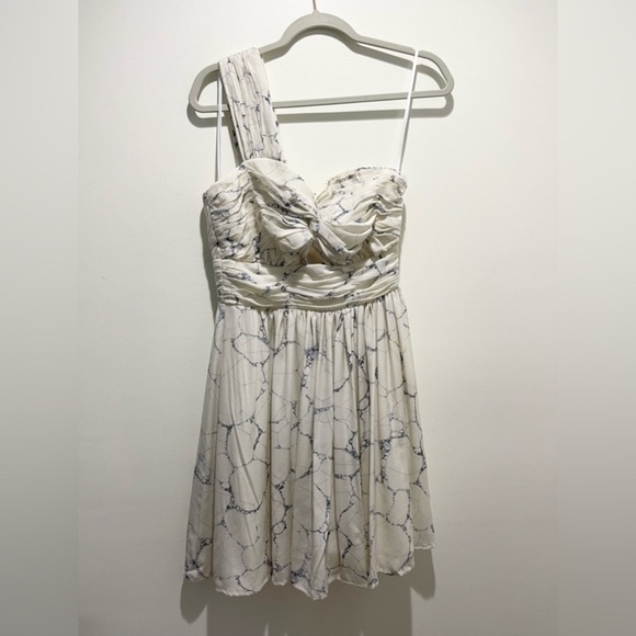 AIJEK Revolve One Shoulder 100% Silk Evening Formal Dress Size 1 - Picture 1 of 10